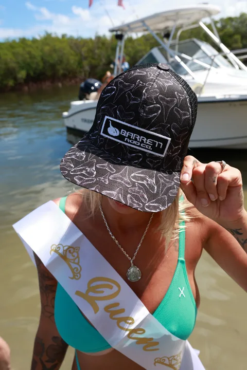 Cove Queen Lydia — photo 23 of 28