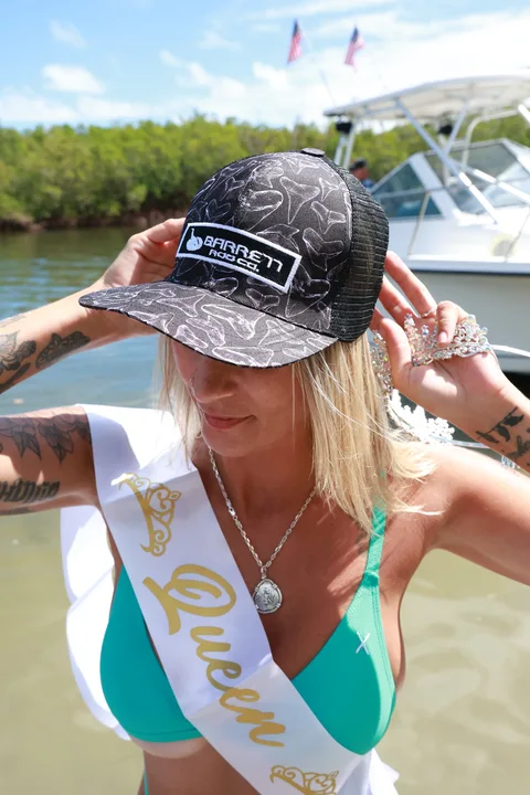 Cove Queen Lydia — photo 24 of 28